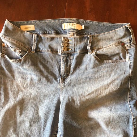 Torrid Size 20 shortJeans Women Premium 3 Button Medium Wash Jegging Skinny Fit - Picture 6 of 16